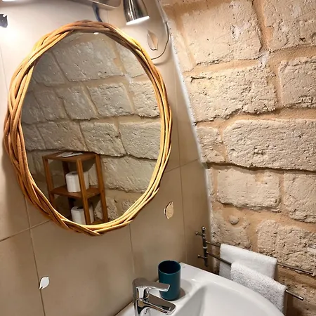 Sister Residence Rooms فندق مبيت وإفطار